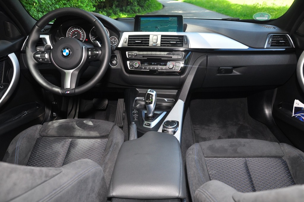 BMW 330e iPerformance - 98