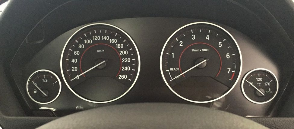 BMW 330e_Aug 2016_2 (18)