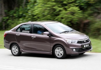Perodua Bezza drives a good deal - NEW VIDEO Carsifu-P-Bezza-sedan-01