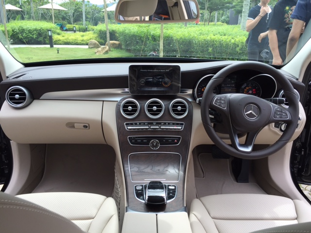Mercedes-Benz C 350 e - 08