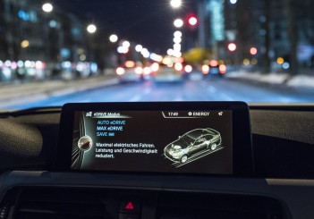 The new BMW 330e (4)