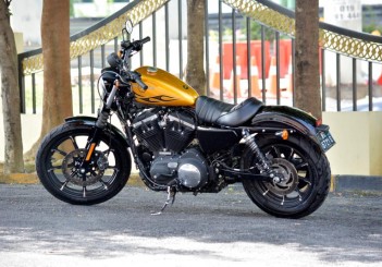 Harley-Davidson Iron 883 - 04