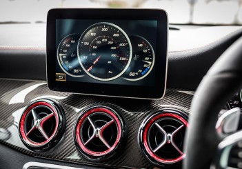 Mercedes-AMG CLA 45 (12)