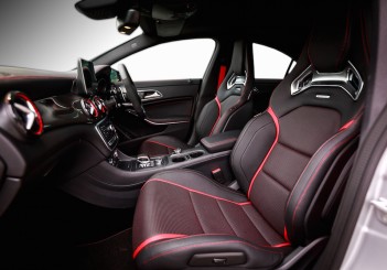 Mercedes-AMG CLA 45 (29)