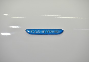 Mercedes Benz C 350e - 08
