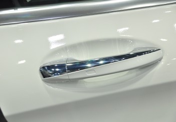 Mercedes Benz C 350e - 12