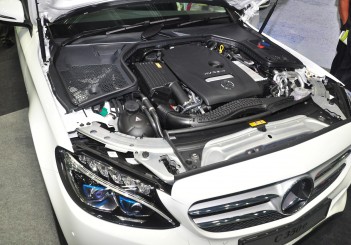 Mercedes Benz C 350e - 14