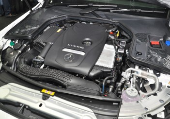 Mercedes Benz C 350e - 15
