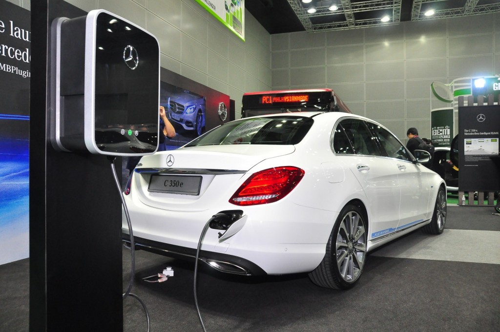 Mercedes Benz C 350e - 19