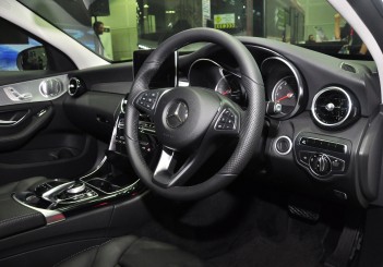 Mercedes Benz C 350e - 34