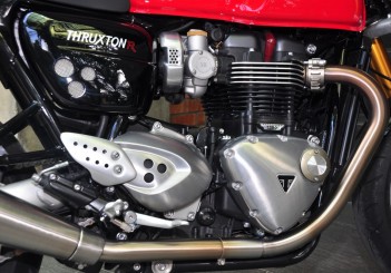 Triumph Thruxton R (1)
