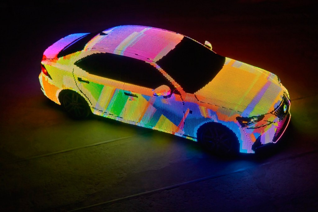 Lexus LIT IS - 02