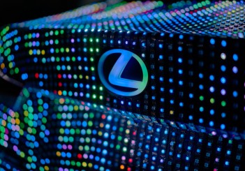 Lexus LIT IS - 04