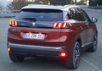 Peugeot 3008 Drive_Oct 2016_Bologna_Italy (168)