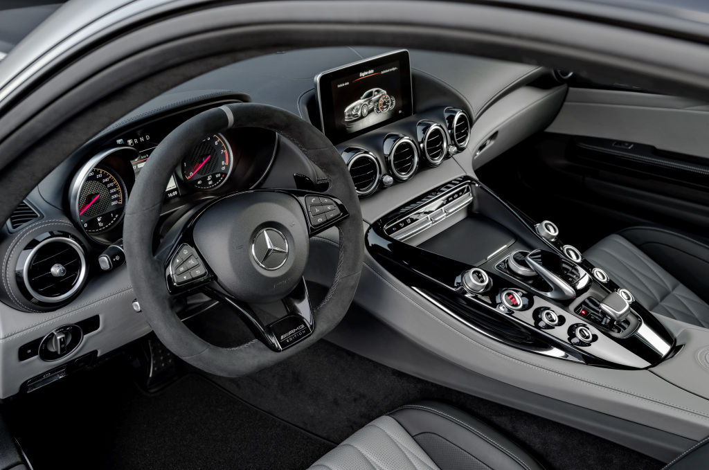 Mercedes-AMG GT C Edition 50, graphitgrau magno, Innenausstattung: Leder Exklusiv Nappa STYLE in silber pearl/schwarz ;Kraftstoffverbrauch kombiniert: 11,3 l/100 km, CO2-Emissionen kombiniert: 257 g/km Mercedes-AMG GT C Edition 50, graphite grey magno, Interior: leather exclusive nappa STYLE in silver pearl/black; Fuel consumption combined: 11.3 l/100 km; Combined CO2 emissions: 257 g/km
