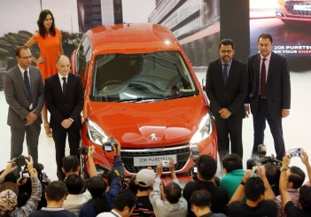 The new Peugeot 2008 was launched in Malaysia on Jan 11, 2017, alongside the 208. Present at the joint launch were (from left) Nasim head of company Mohamed Yasser Awan, PSA Groupe South-East Asia sales chief Frederic Soulier, Naza Corp Holdings (Automotive Group) chief operating officer Datuk Samson Anand George and Naza Euro Motors general manager Lionel Jayasinghe.