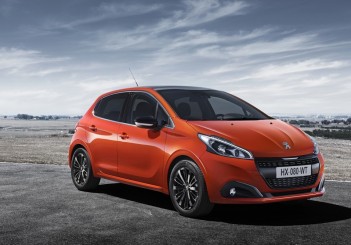 PEUGEOT_208_1502PC001
