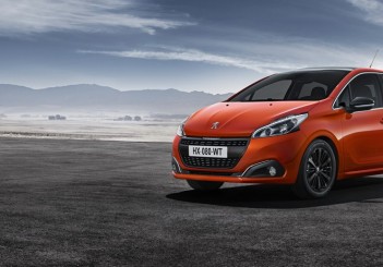 PEUGEOT_208_1502PC004