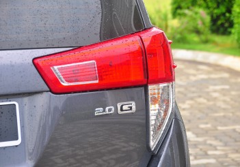 Toyota Innova 2.0G - 16-4