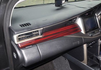 Toyota Innova 2.0G - 18-1