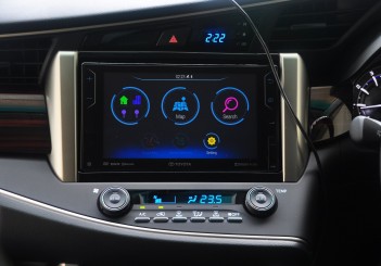 Toyota Innova 2.0G - 22