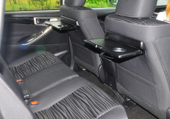 Toyota Innova 2.0G - 39-1