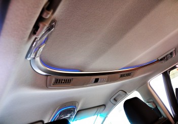 Toyota Innova 2.0G - 47