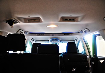 Toyota Innova 2.0G - 48