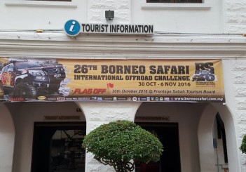 Mitsubishi Triton Borneo Safari (2016) - 03