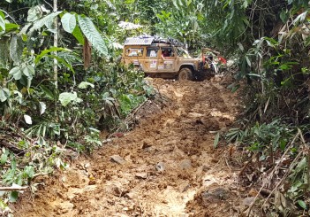 Mitsubishi Triton Borneo Safari (2016) - 20