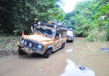 Mitsubishi Triton Borneo Safari (2016) - 22