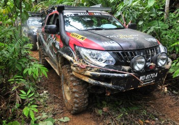 Mitsubishi Triton Borneo Safari (2016) - 41