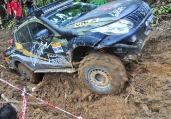 Mitsubishi Triton Borneo Safari (2016) - 53
