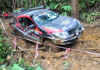 Mitsubishi Triton Borneo Safari (2016) - 64