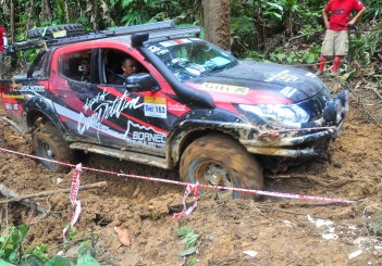 Mitsubishi Triton Borneo Safari (2016) - 65