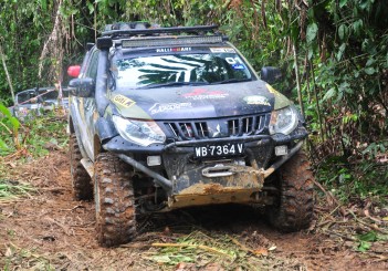Mitsubishi Triton Borneo Safari (2016) - 76