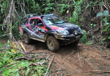 Mitsubishi Triton Borneo Safari (2016) - 85