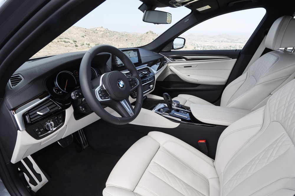 P90237275_highRes_the-new-bmw-5-series