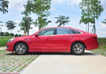 Proton Perdana - 007