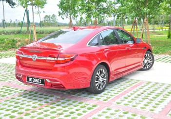 Proton Perdana - 008