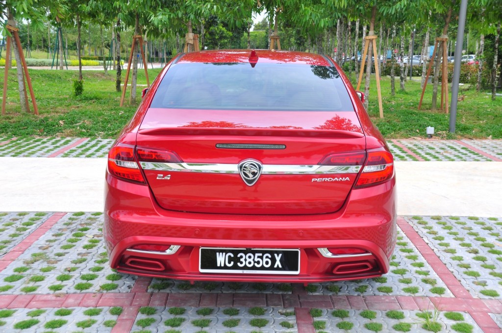 Proton Perdana - 010