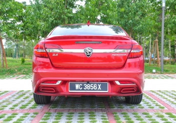 Proton Perdana - 011