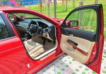 Proton Perdana - 051