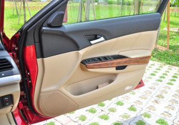 Proton Perdana - 052