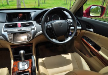 Proton Perdana - 069