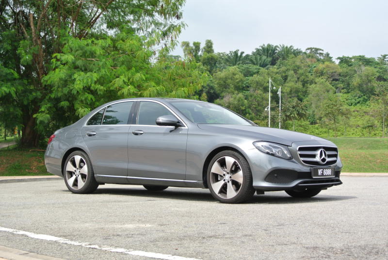 Mercedes-Benz E 250 Avantgarde - 02