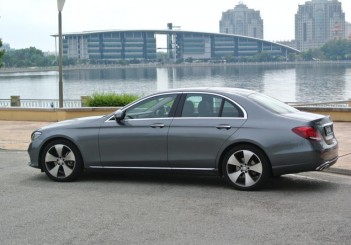 Mercedes-Benz E 250 Avantgarde - 03