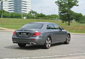 Mercedes-Benz E 250 Avantgarde - 04