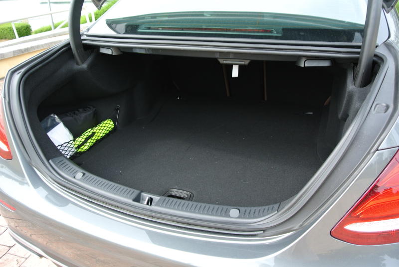 Mercedes-Benz E 250 Avantgarde - 09