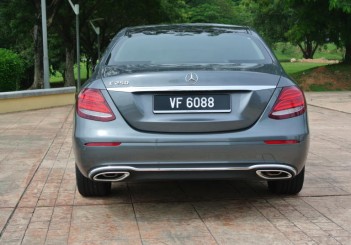 Mercedes-Benz E 250 Avantgarde - 10